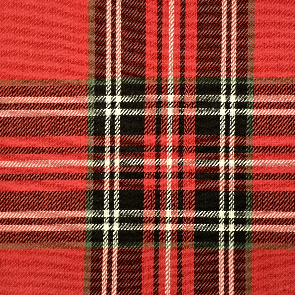 PRICE DROP‼️NWT 6 Christmas Placemats Marydel Plaid in Red, Green, Black, Cream